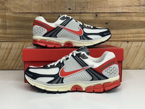 ◆正規品◆NIKE ZOOM VOMERO 5 WHITE BLUE TINT(W)◆関税/送料込 Nike WMNS Zoom Vomero 5 Blue Tint - Dec 2023 - FV8111-451