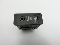BMW 5er GT F07 09-13 USB AUX-IN Buchse Anschlussbedienteil Steckdose BMW 5er GT F07 09-13 28.03.2011 9169175... Vorschau 2