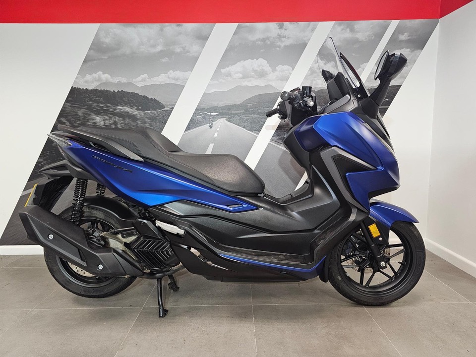 Honda NSS125 Forza ONLY 4583 Miles - Shrewsbury Honda Centre Honda NSS125 Forza ONLY 4583 Miles - Shrewsbury Honda Centre
