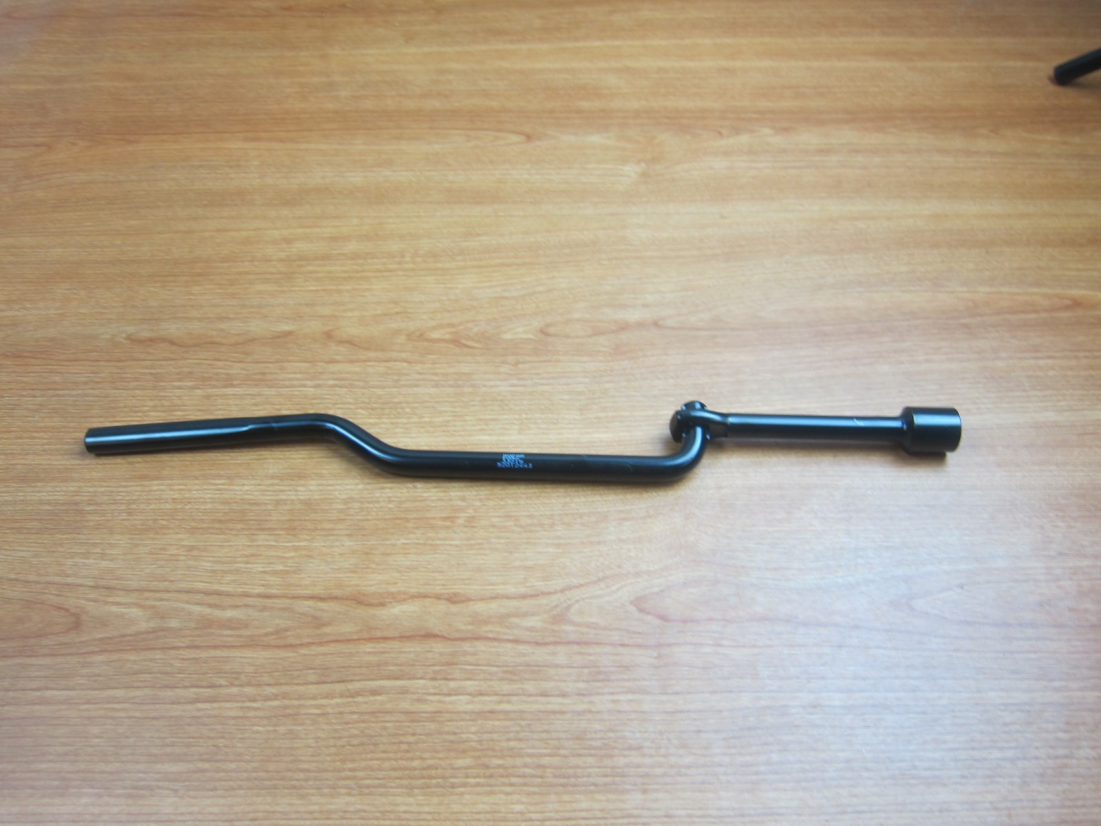 20152017 Jeep Renegade 17mm Lug Nut Fastener Wheel Wrench Mopar OEM