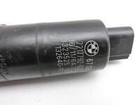 BMW F01 750iX 08-12 Waschwasserpumpe Wischwasserpumpe Wischwassertankmotor BMW F01 750iX 08-12 09.06.2011... Vorschau 4