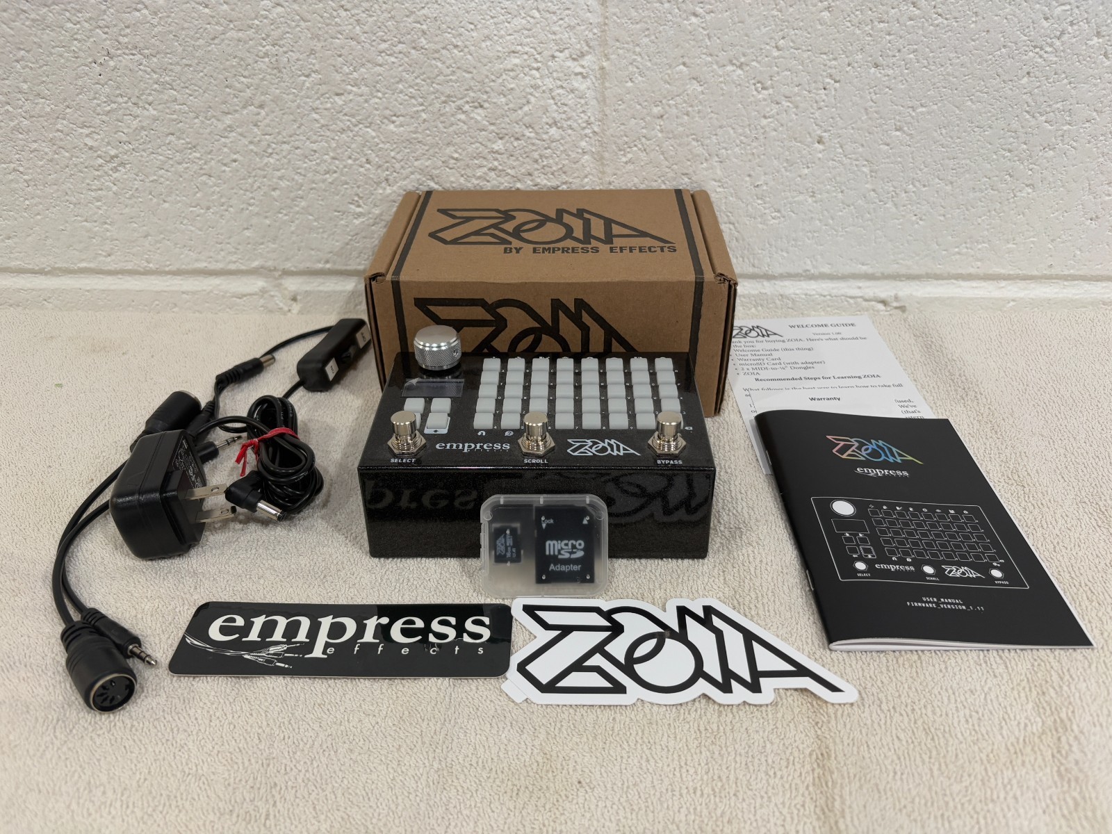 DJ機材 Empress ZOIA modular pedal system Amazon.com: Empress ZOIA Modular Synthesizer Pedal : Musical