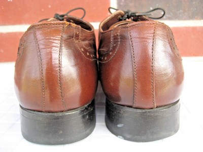 Vintage Winthrop Royale Genuine Welt Leather Wingtip Mens Shoe Size 8D Burgundy