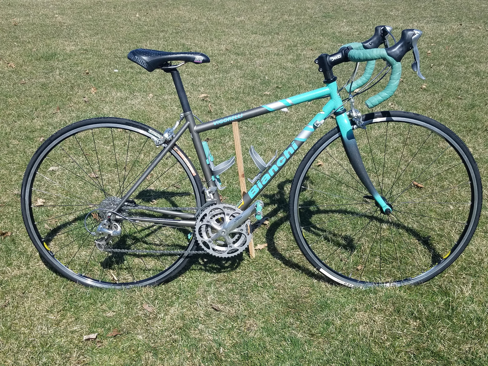 送料無料】【代引不可】25ビアンキ SPECIALISSIMA COMP 105Di2
