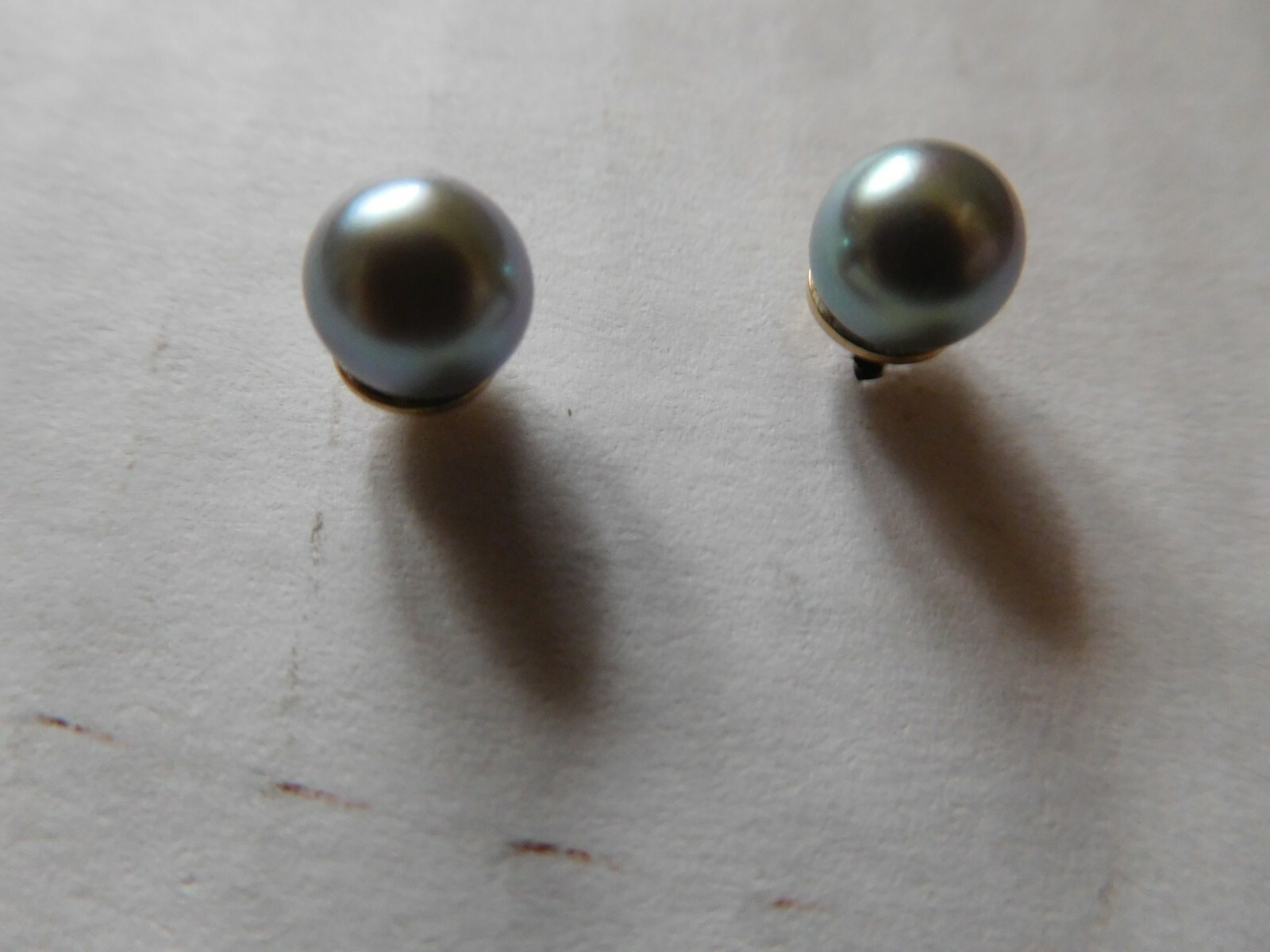 Sterling Silver 925 Silver Grey Pearl Pierced Earrings
