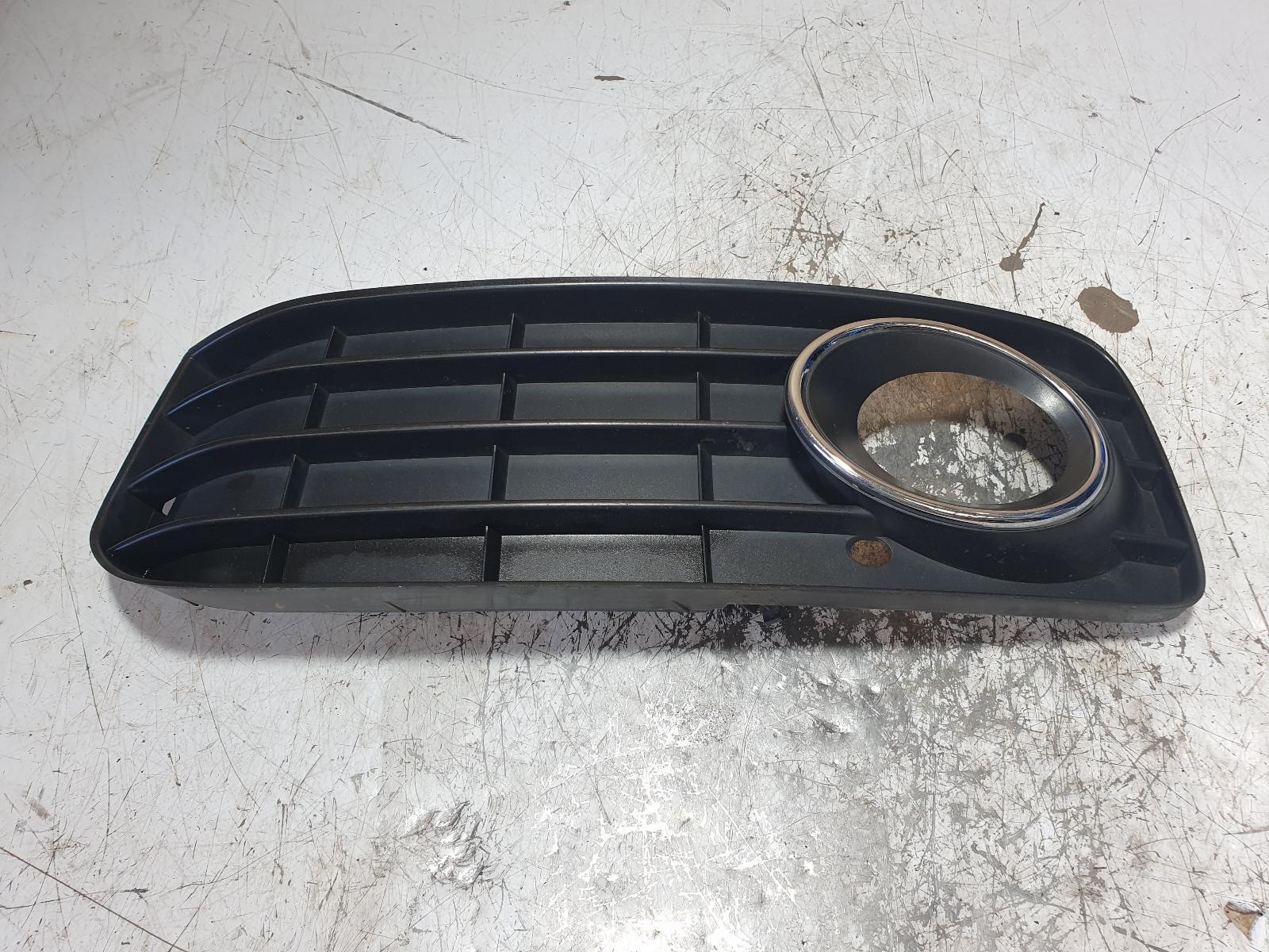 2011 Audi A5 8F LEFT BUMPER GRILLE CABRIO 08/09-08/11 image 3