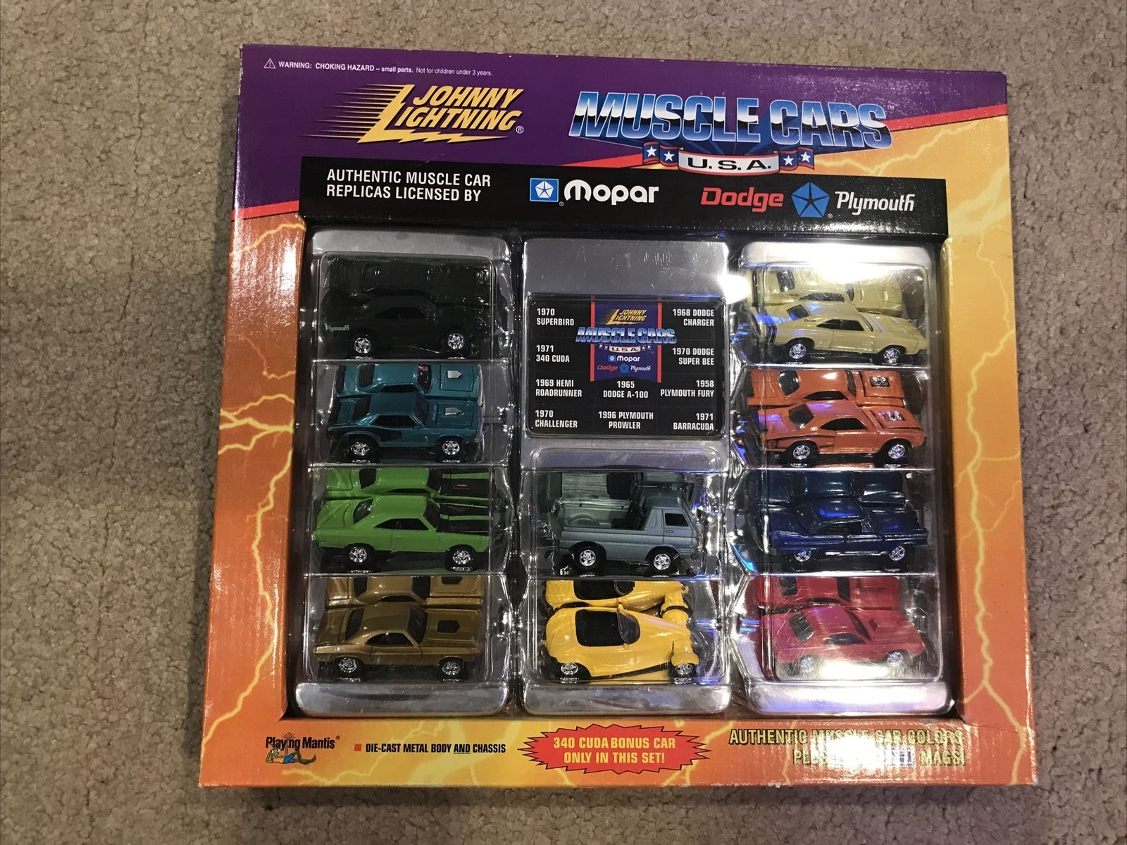 Johnny Lightning Muscle Cars USA 10 Car Set Mopar, Dodge