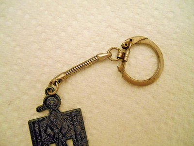 VINTAGE THUNDERBIRD METAL KEY CHAIN KEYCHAIN AMERICAN INDIAN TOTEM  #1