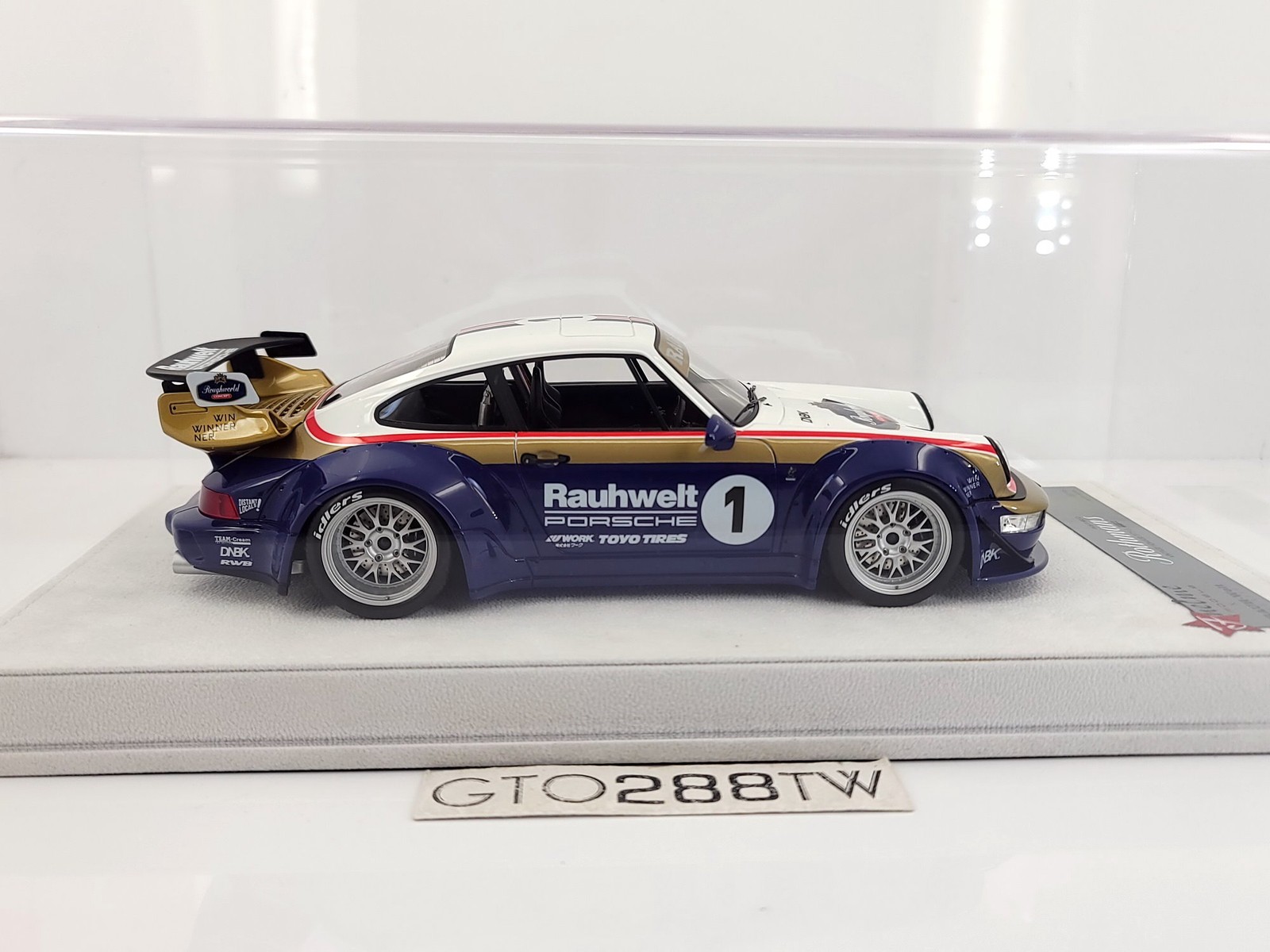 1/64 ポルシェ　RAUH-Welt Fuelme moder le 1/64 ポルシェ RAUH-Welt Fuelme moder le