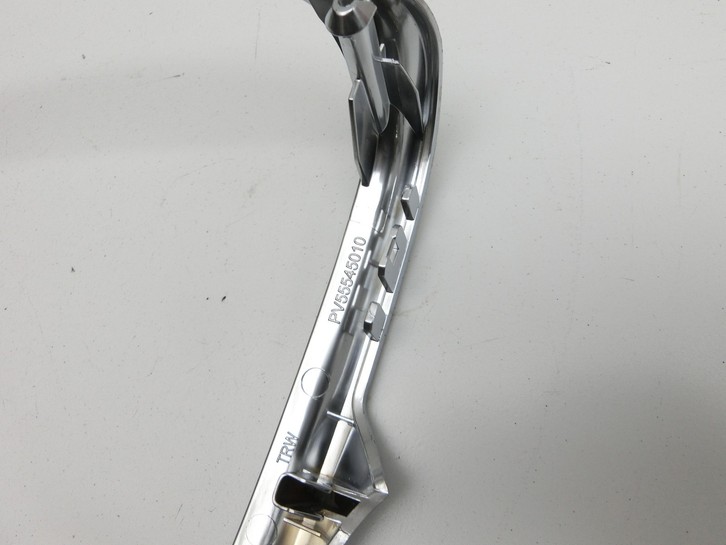 Volvo V60 D4 10-13 Kombi Blende Innen Zierrahmen für Lenkrad Volvo V60 D4 10-13 24.03.2011 PV55545010 gebraucht Vorschau 6
