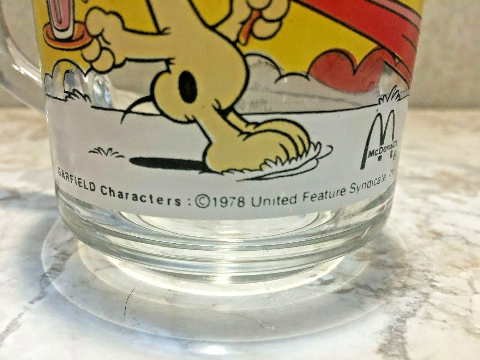 VTG 2 set Garfield 1978 McDonald's Jim Davis glass coffee mugs Made in the USA
