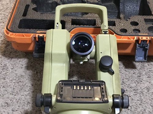 Leica Wild T1600 Industrial Precision Digital Theodolite Surveyor Level Theomat