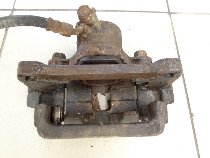 Toyota Land Cruiser 90 J9 96-02 D-4D 3,0 120KW Bremssattel Bremszange Hinten Links Toyota Land Cruiser 90 J9 96-02... Vorschau 4