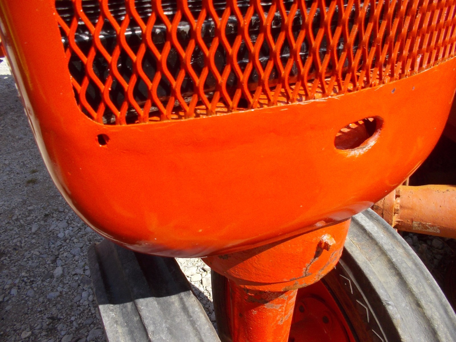 Allis Chalmers C tractor REPAINTED AC front nose cone grill w/ screen over radia