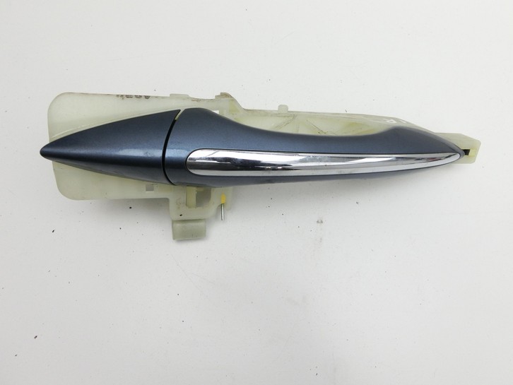 Hyundai I40 CW 11-15 Kombi Türgriff Griff aussen Rechts Hinten Hyundai I40 CW 11-15 11.12.2014 836653Z000 gebraucht Vorschau 2