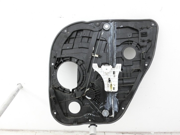 Hyundai I30 PD 20-25 Kombi Fensterheber o. FH-Motor Neuw Fenterheber Hinten Links Hyundai I30 PD 20-25 03.11.2017... Vorschau 4