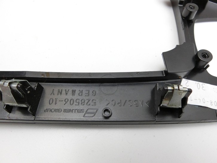 BMW X1 E84 12-15 Blende Einbaurahmen BMW X1 E84 12-15 29.04.2015 528506-10 gebraucht Vorschau 5