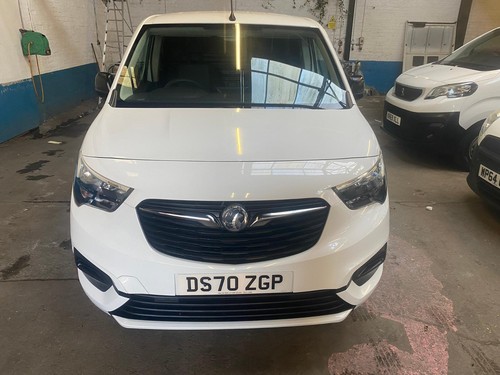 Vauxhall Combo image