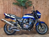 KAWASAKI ZRX1200R - 02 - 22826 MILES - RARE COLOUR - AKRAPOVIC + EXTRAS - SOLD!