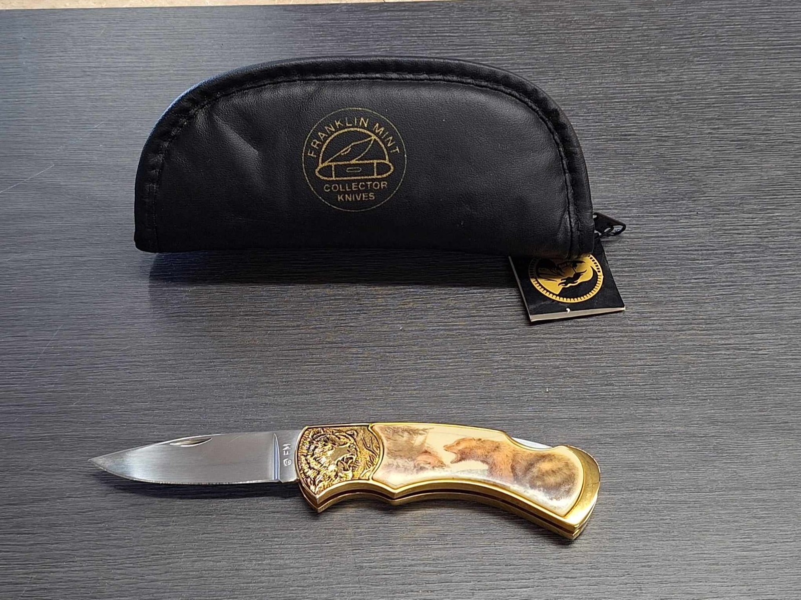 フランクリン ミント  コレクターナイフ Franklin Mint Knife In Zipper Pouch Collector Grizzly Bear