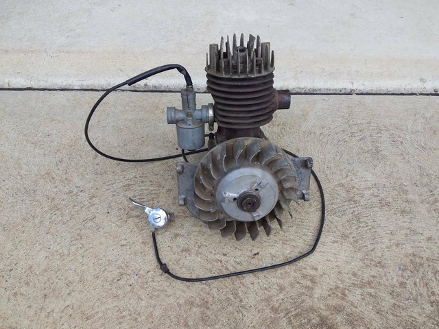 Old Victa 2 Stroke engine that came out of a Minibike | Engine, Engine