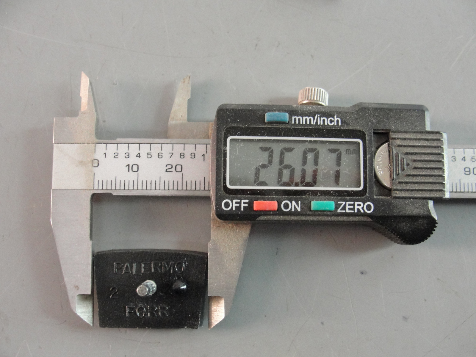 PALERMO HIGH HEEL SHOE REPAIR REPLACEMENT TIPS CAPS TAPS LOT 20pc 26x17 x 2.8 mm