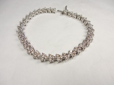 DAZZLING DIAMOND TENNIS BRACELET 5.0 CARAT TOTAL    14KT WHITE GOLD