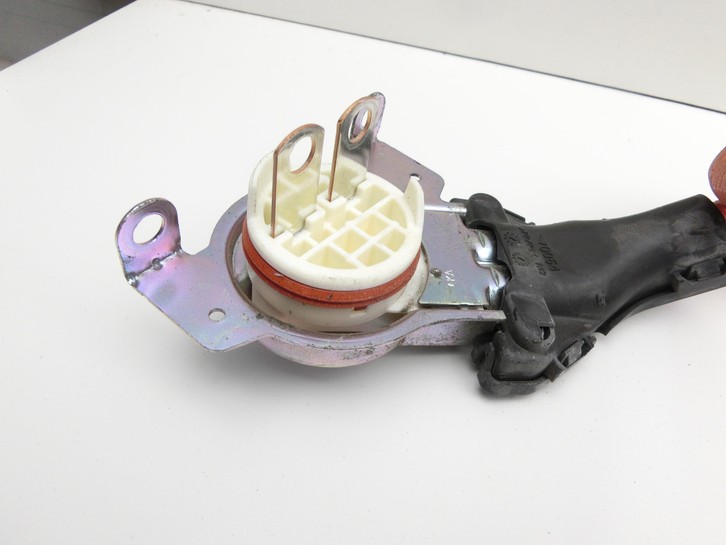 Toyota Auris II E18 15-19 5T Kabelbaum für HV Batterie Toyota Auris II E18 15-19 01.06.2016 gebraucht Vorschau 2