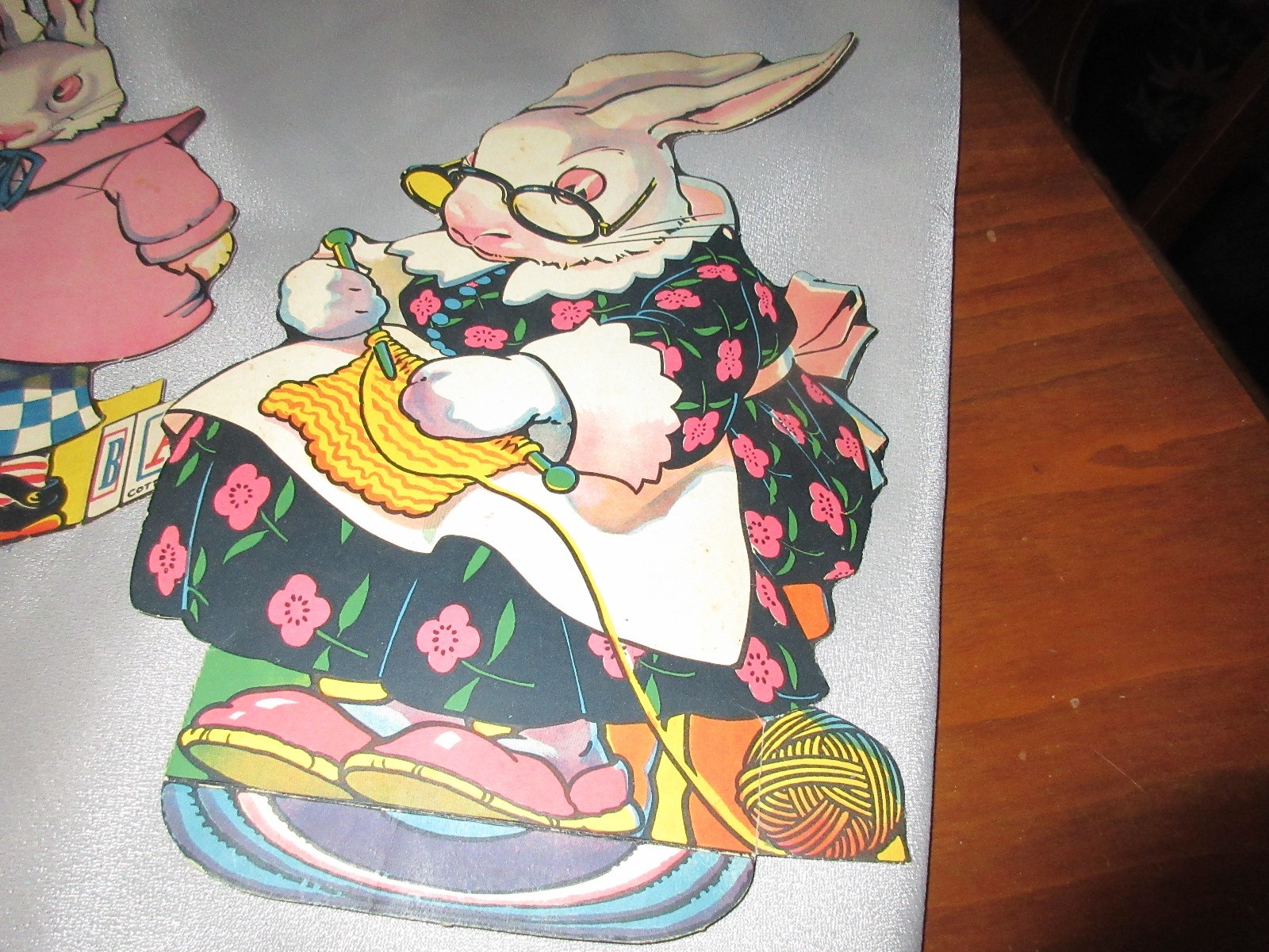 VINTAGE PETER RABBIT CUT OUTS 6 CT FLOPSY COTTON TAIL MR MACGREGOR   ALL CUTE!!