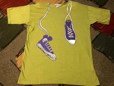Converse t hotsell shirt womens yellow