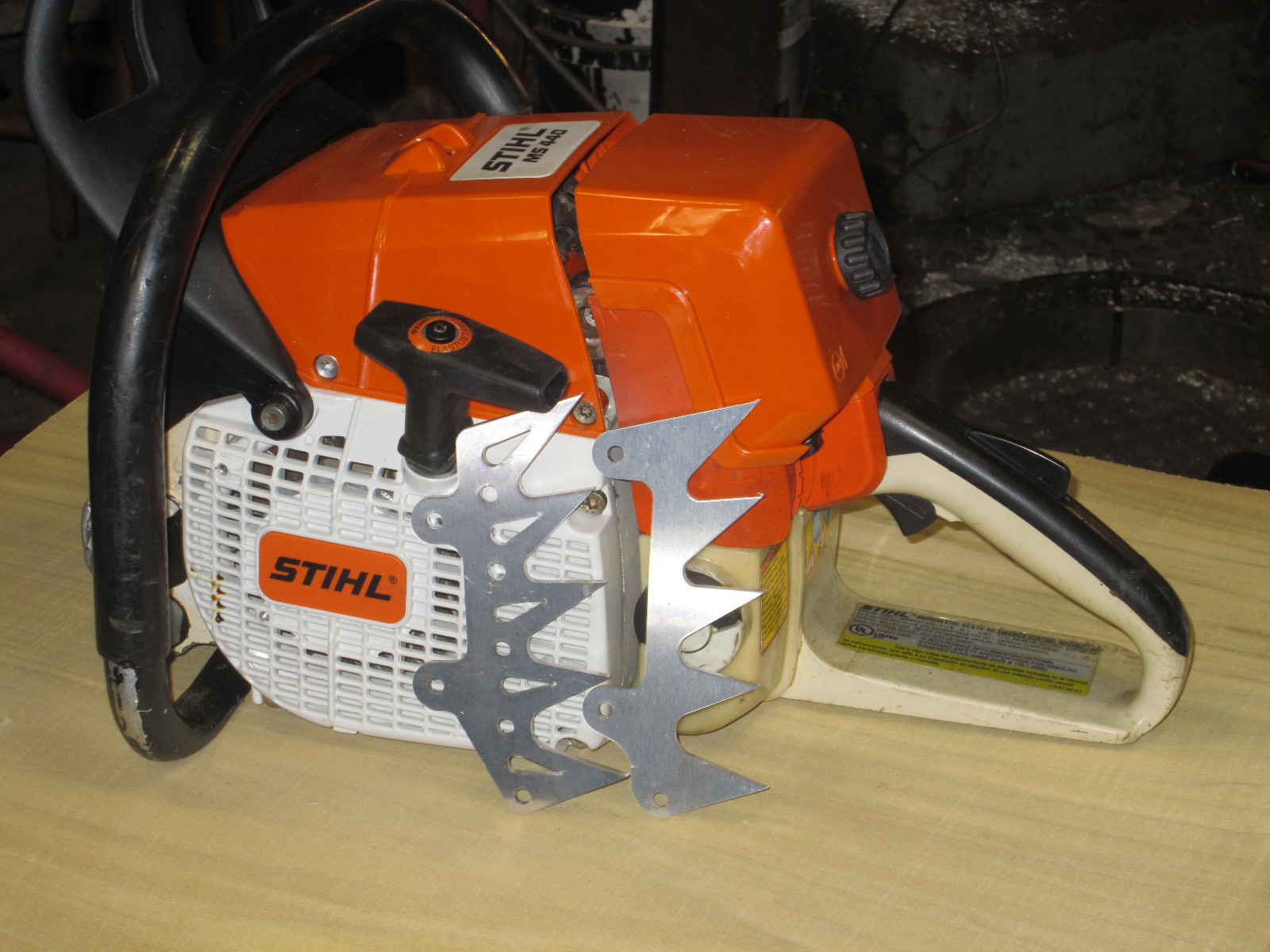 Stihl 044 MS440 MS441 dog dawg spike front cover ALUMINUM Stihl 044 MS440 MS441 dog dawg spike front cover ALUMINUM