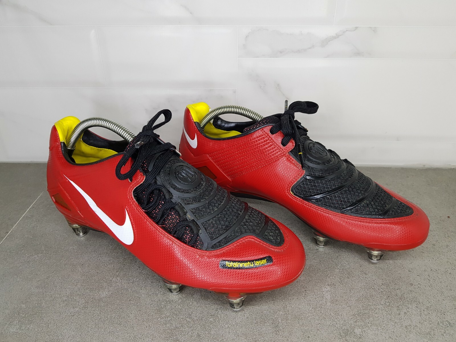 nike 90 football