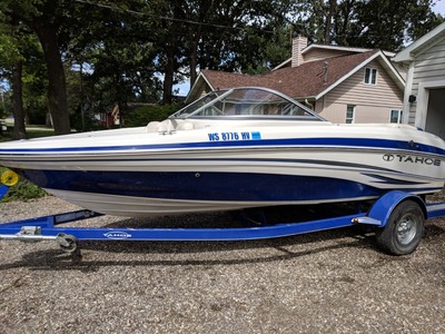 2012 Tahoe Speed Boat