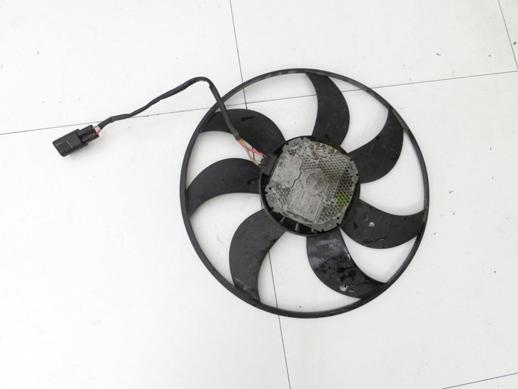 BMW X3 F25 10-14 3,0 225KW Lüfter Ventilator f. Kühler BMW X3 F25 10-14 30.03.2011 7560877 17427560877 1742-7560877... Vorschau 4