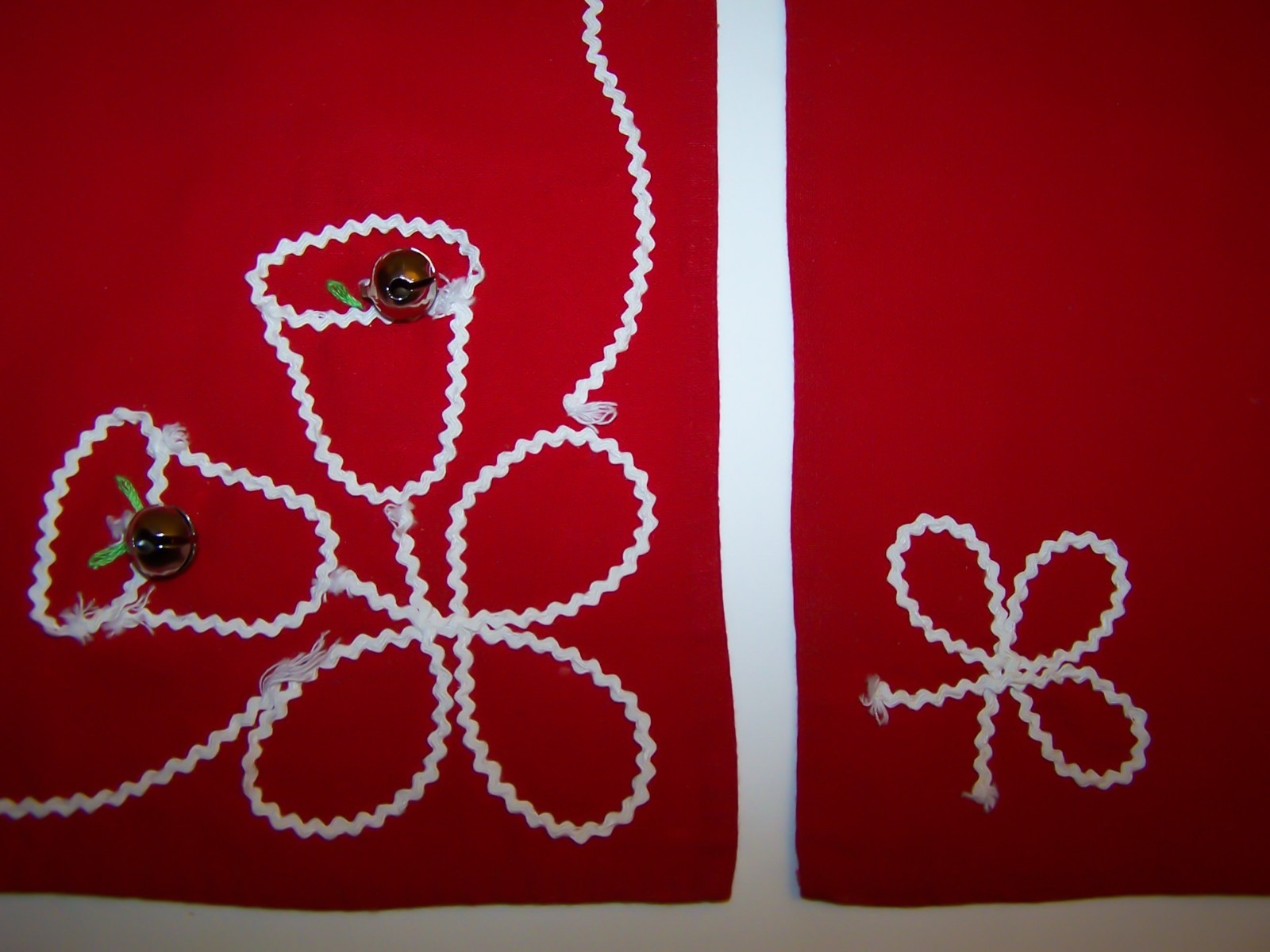 Vintage Handmade Red Christmas Placemats & Napkins, Metal Jingle Bells, SET OF 4