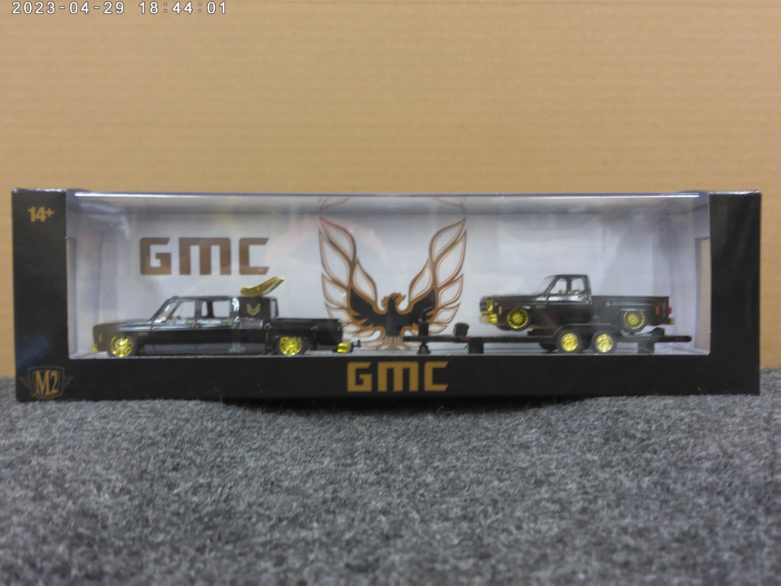 M2 マシーンズ　GMC Sierra 35002台セット M2 マシーンズ GMC Sierra 35002台セット - メルカリ