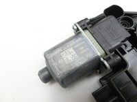 VW Touran II 5T 15-22 Fensterhebermotor Links Hinten VW Touran II 5T 15-22 11.03.2016 5Q0959811A gebraucht Vorschau 5