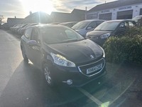 2014 Peugeot 208 1.2 VTi Style 5dr HATCHBACK Petrol Manual