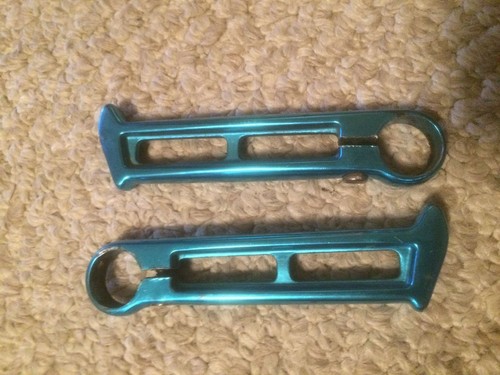 KCNC BE1 Ultralight 7075 Alloy Bar Ends w/Bar End Plugs, Black