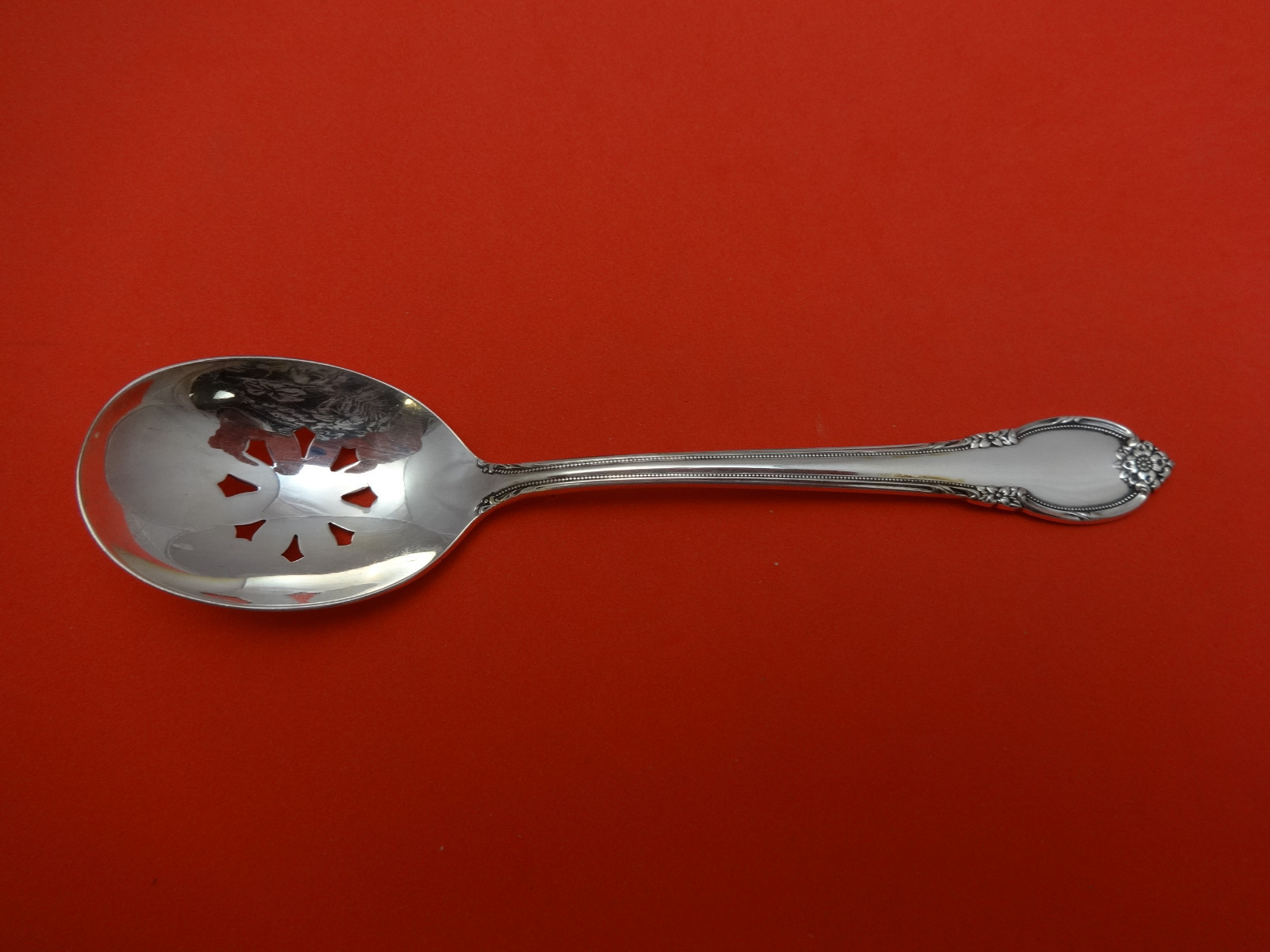 Remembrance by 1847 Rogers Plate Silverplate Relish Spoon Pierced 5 3/4