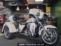 2020 HARLEY-DAVIDSON FLHTCUTG TRIGLIDE CVO 1923CC 117 TRIKE 5,500 MILE'S 