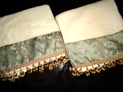 CROSCILL GREEN GOLD CREAM FLORAL GIMP FRINGED DECORATIVE 2 BATH