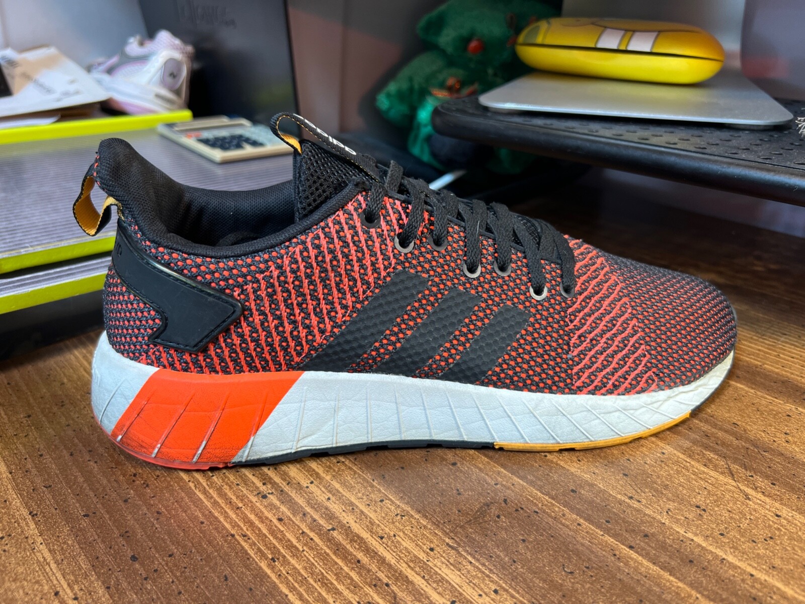 adidas questar byd 82 mens trainers