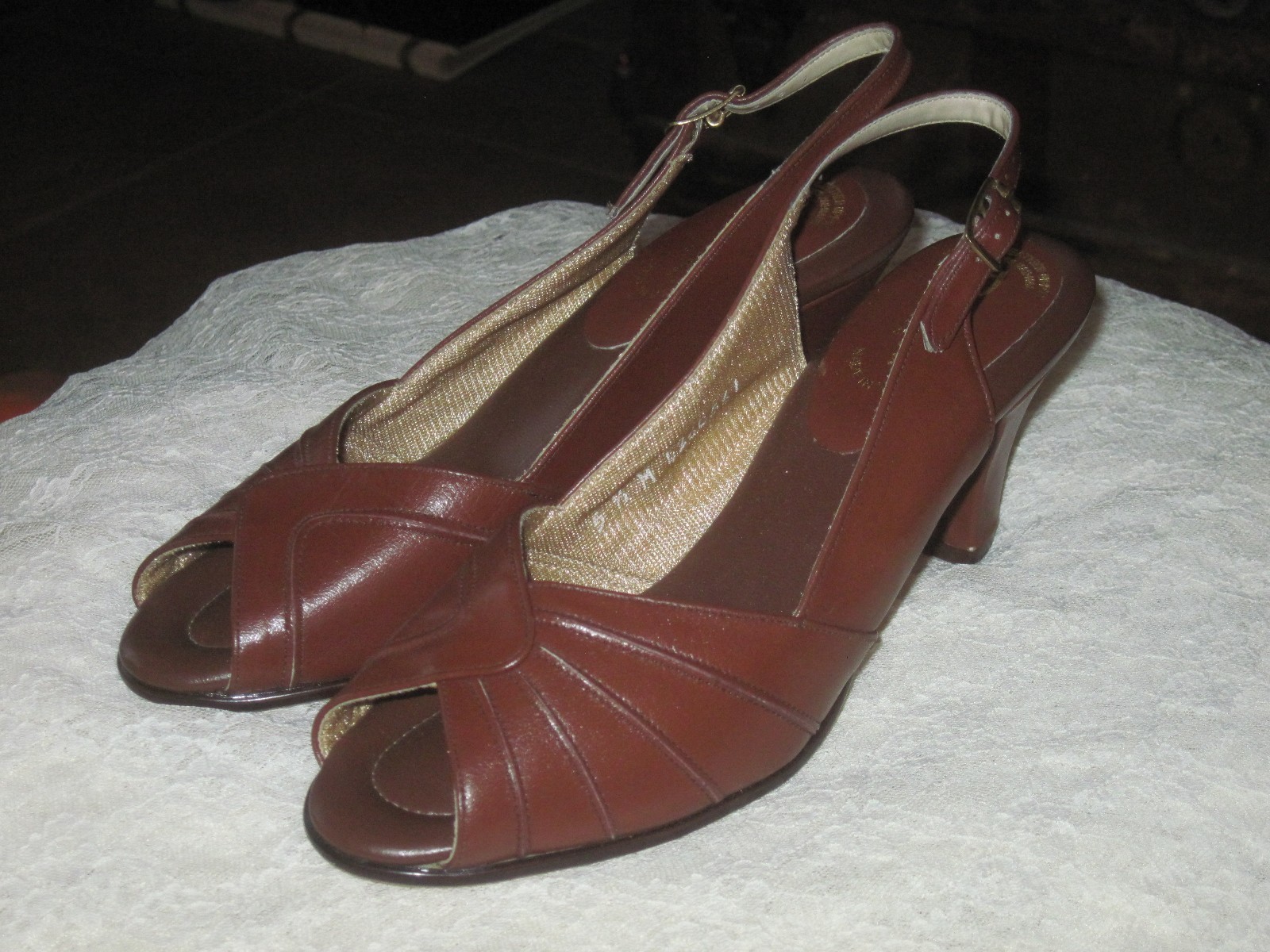 Vintage 1970's Brown Leather Open Toe Strappy Heels by Revelations 5.5