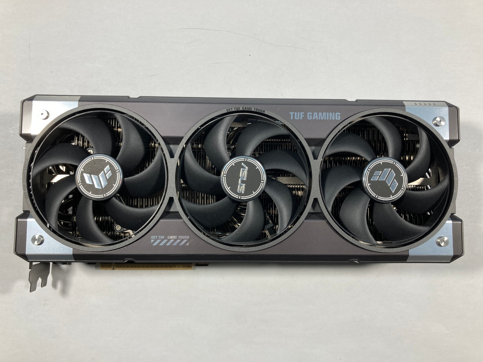 新品未開封　ASUS GeForce RTX 5080 OC 16GB ASUS Prime GeForce RTX™ 5080 OC Edition 16GB GDDR7