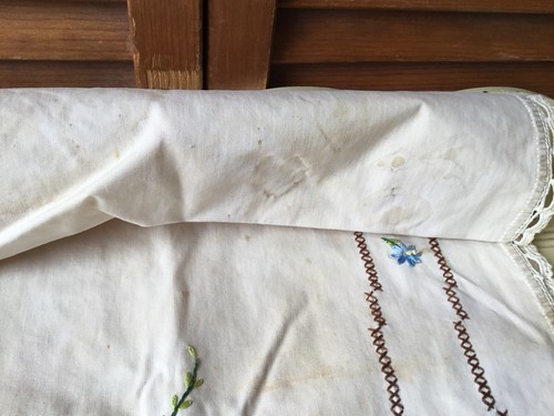 HAND EMBROIDERED DRESSER SCARF ORANGE ROSES BLUE RIBBON BLUE FORGET ME KNOTS