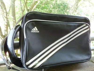 Adidas Airliner Bag jetzt günstig online kaufen Adidas Airliner Bag jetzt günstig online kaufen