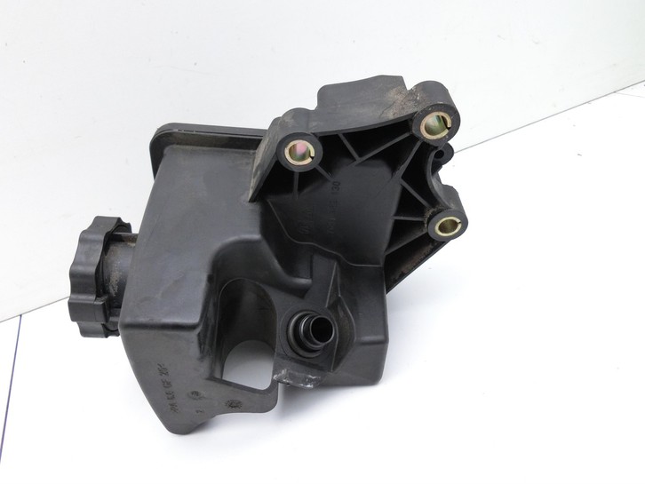 Mercedes R171 SLK 200 04-08 Servo Behälter Servobehälter Servoleitung Mercedes R171 SLK 200 04-08 03.08.2005... Vorschau 3