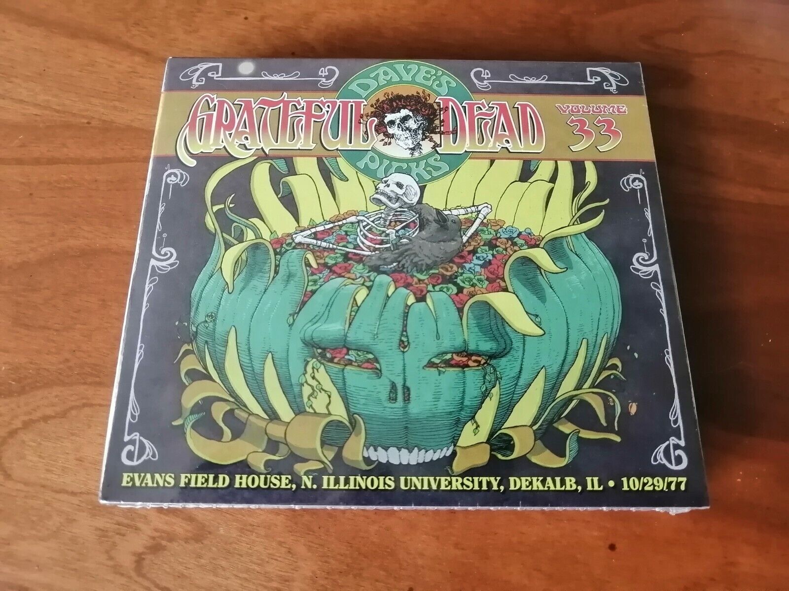 Dave's Picks, Vol 33: Evans Field House, DeKalb, IL 10/29/77 Grateful Dead 3CD Dave's Picks, Vol 33: Evans Field House, DeKalb, IL 10/29/77 Grateful Dead 3CD