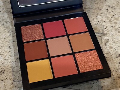 Huda Beauty Obsessions Eye Shadow Palette in Coral Obsessions Full Size New!